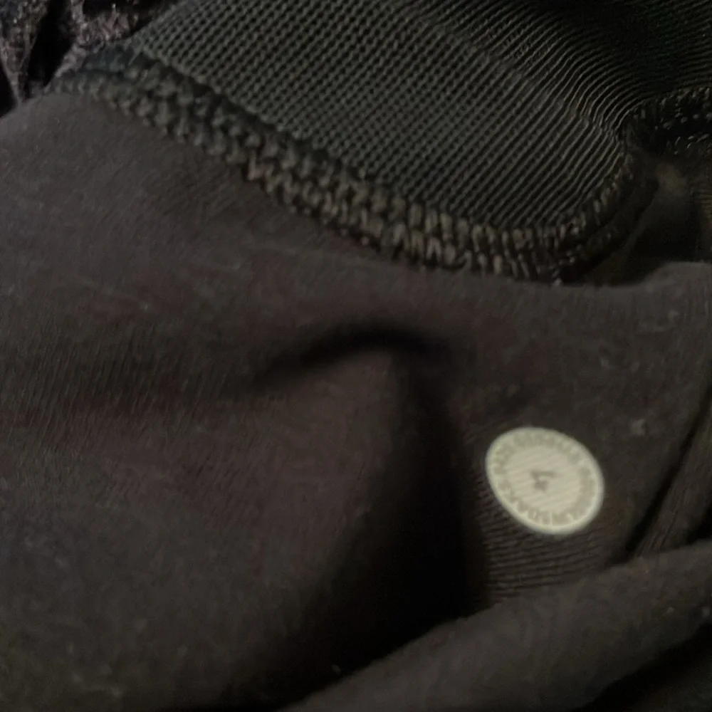 Lululemon Ready to Crush jogger - Picture 6 of 8